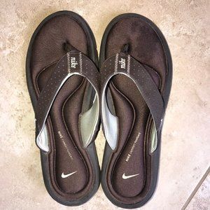 Nike  8.0 Ultra Comfort Flip Flop Sandal